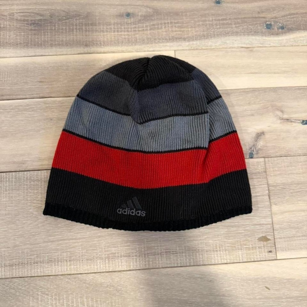 Vintage double sided Adidas beanie